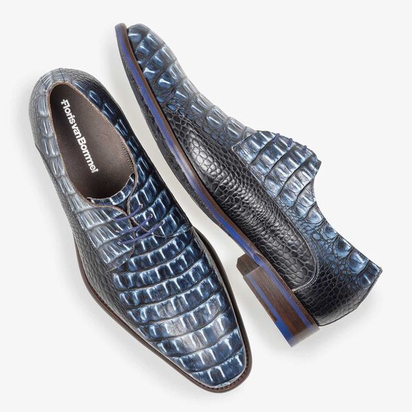 Blue leather lace shoe with croco print