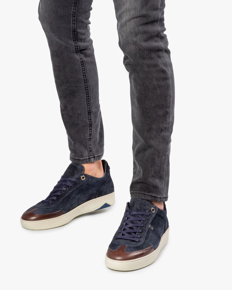 Sneaker su&egrave;de donkerblauw