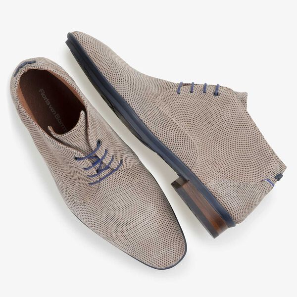 Su&egrave;de veterschoen licht taupe met dessin