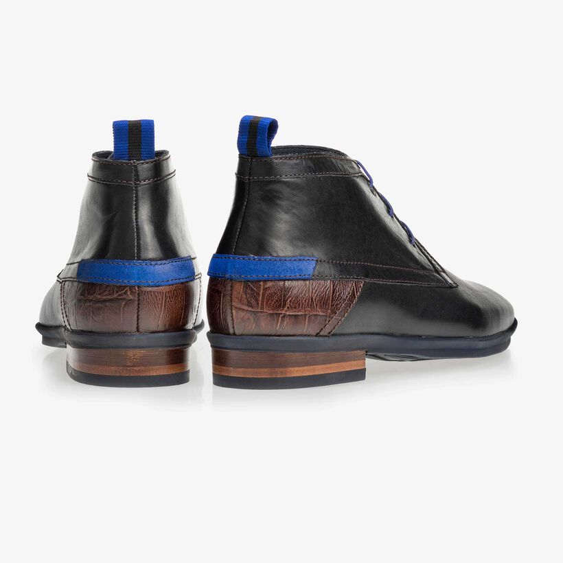 Mid-high black leather lace boot