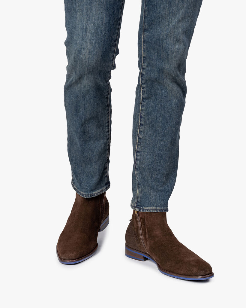 Chelsea boot brown suede leather