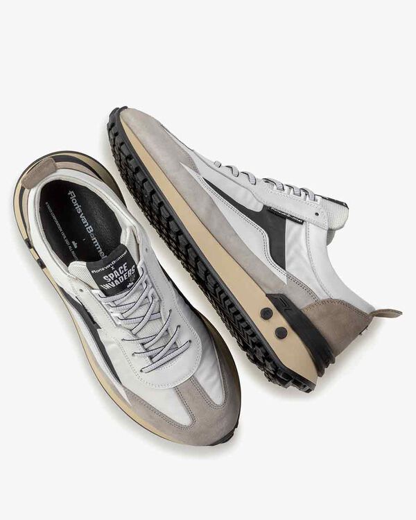 Sneaker Space Invaders wit