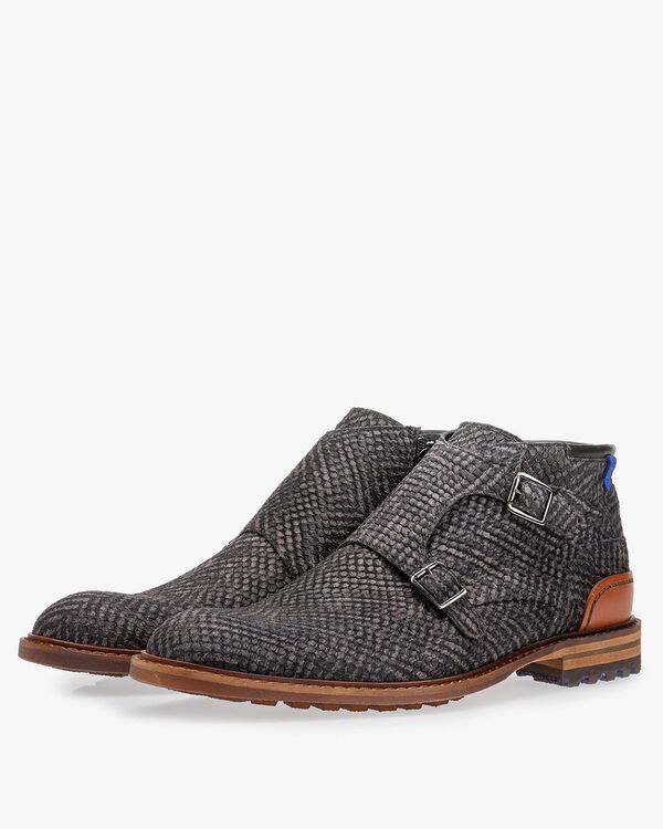 Boot grey with buckle
