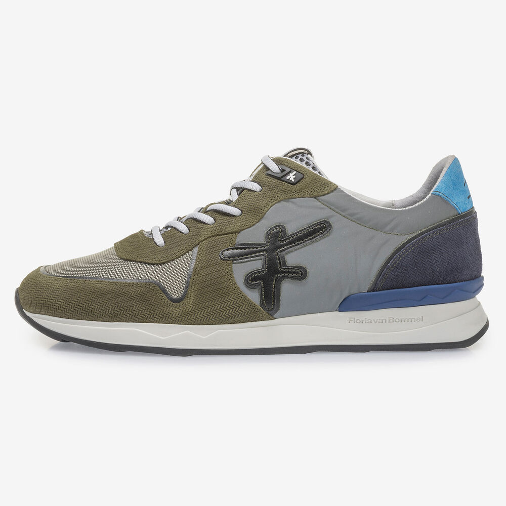 Olijfgroene su&egrave;de sneaker met print