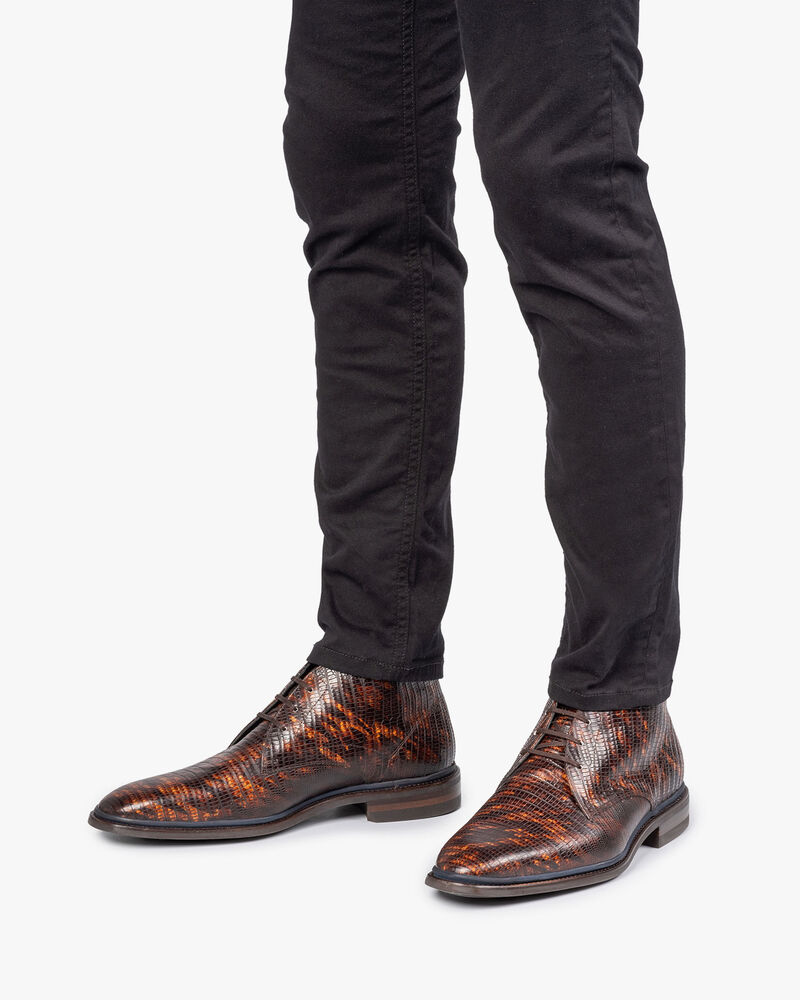Lace boot lizard print cognac
