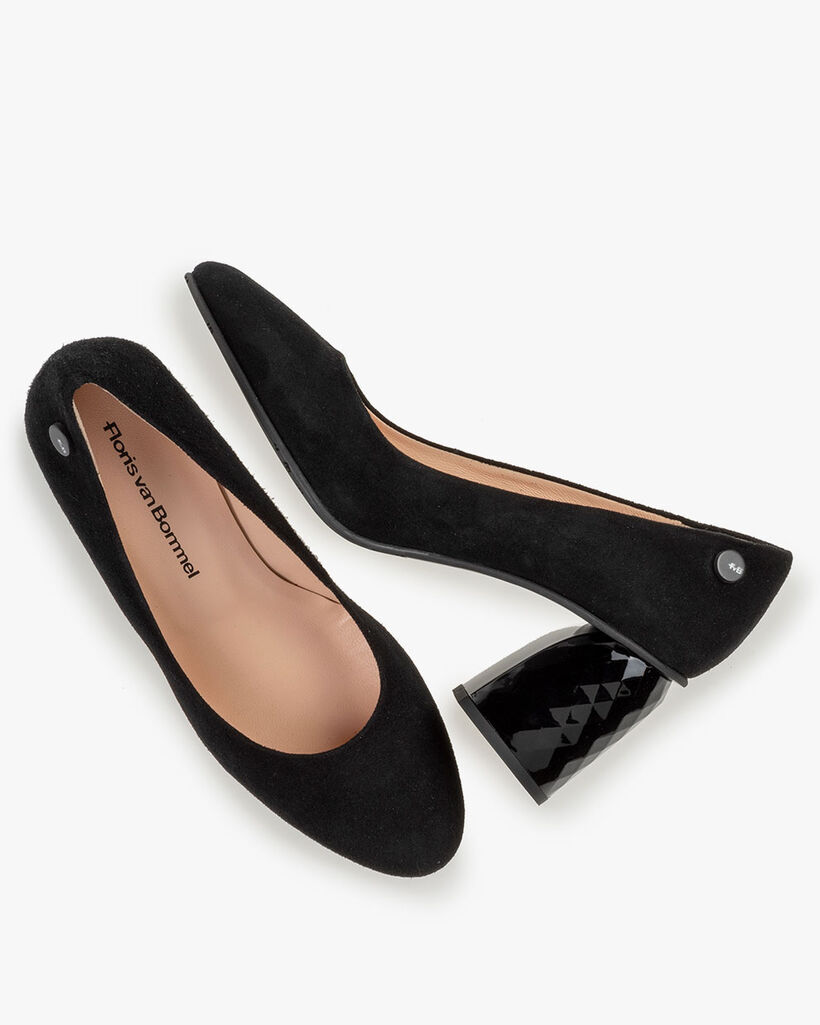 Pumps su&egrave;de zwart