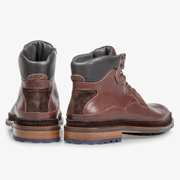 Red-brown calf leather boot