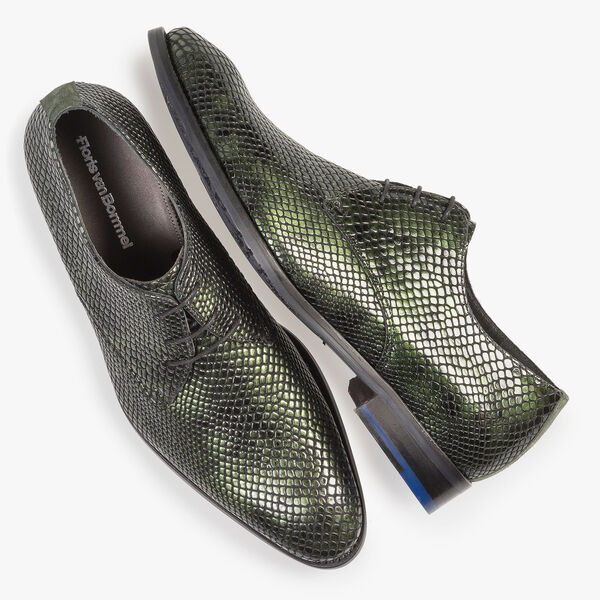 Green printed patent leather lace shoe