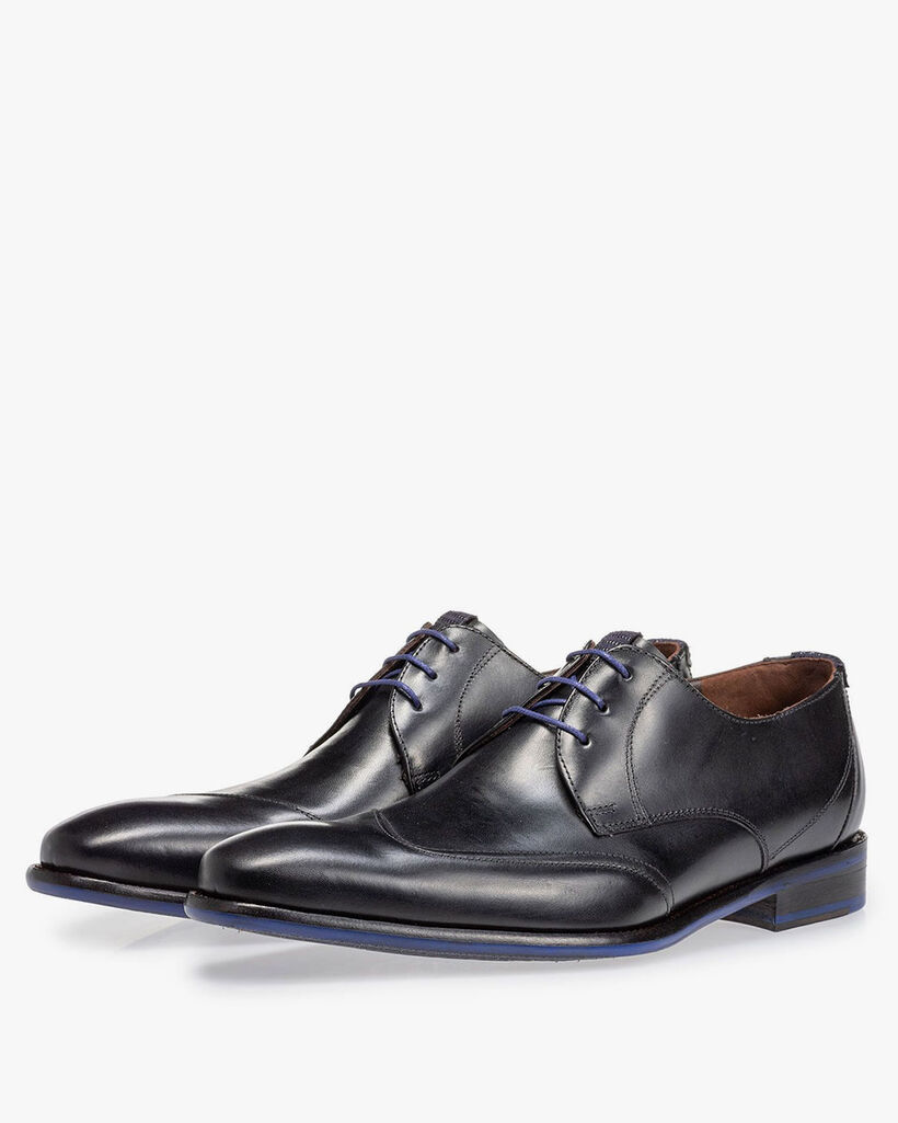 Lace shoe black calf leather