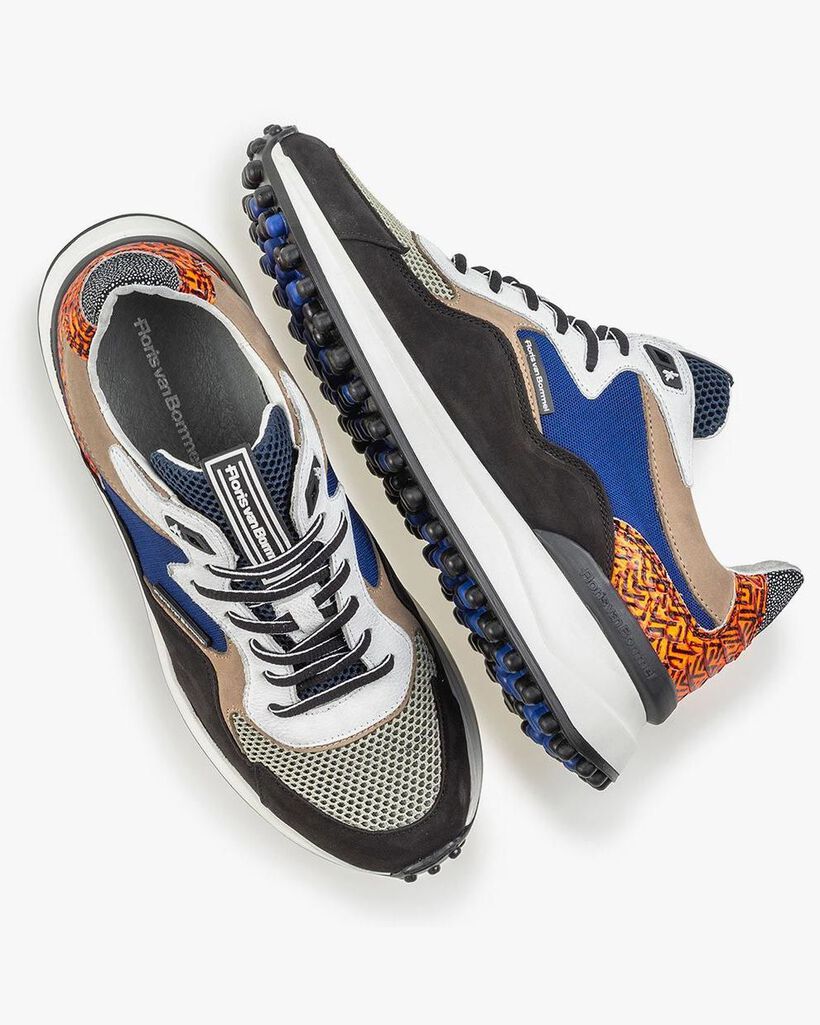 Zwarte nubuckleren sneaker