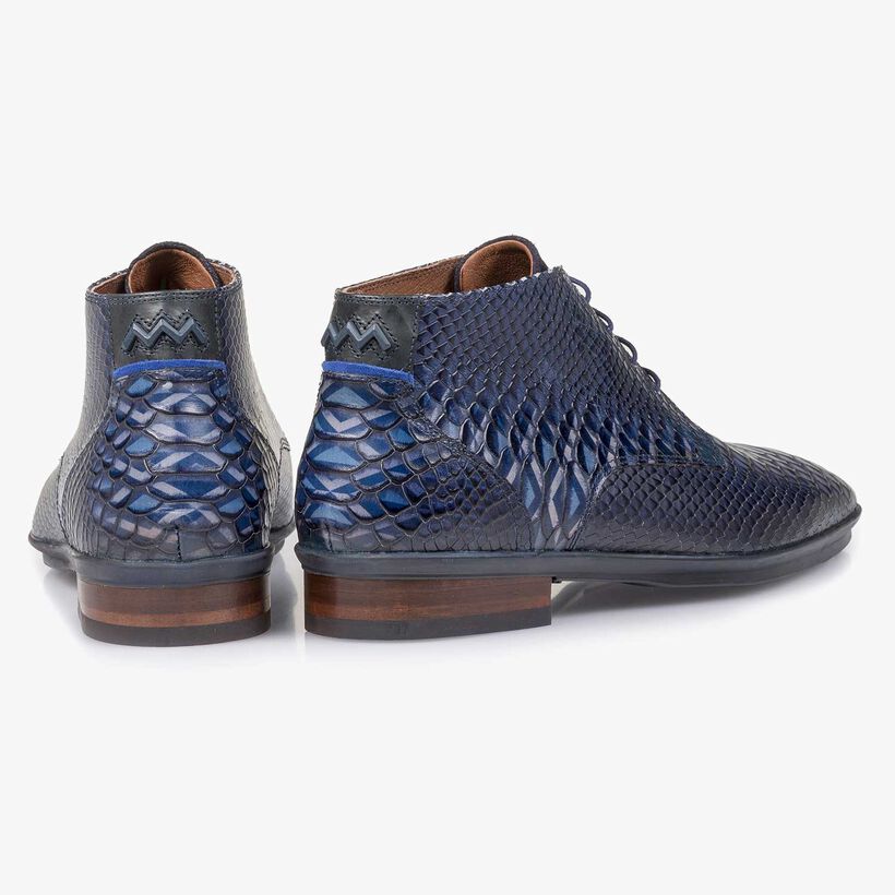 Blauwe kalfsleren veterschoen met snakeprint