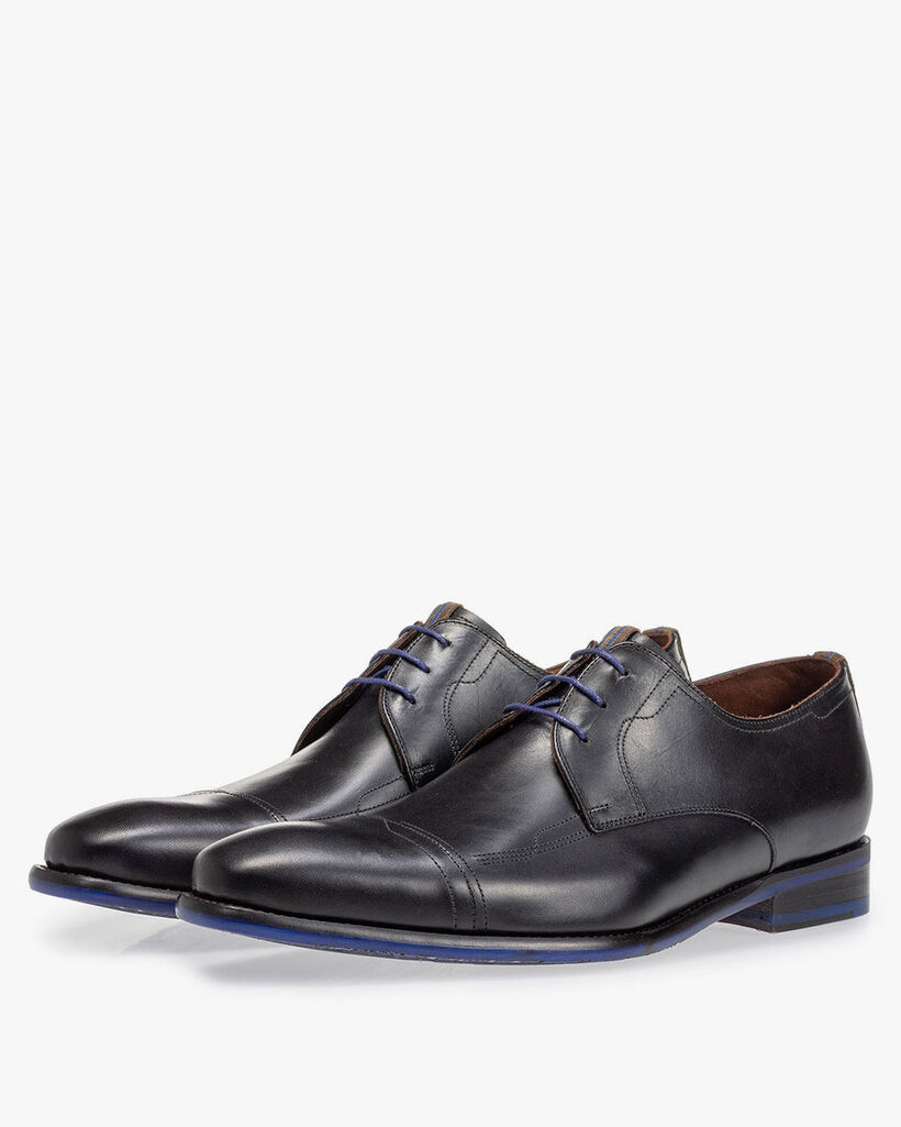 Lace shoe calf leather black