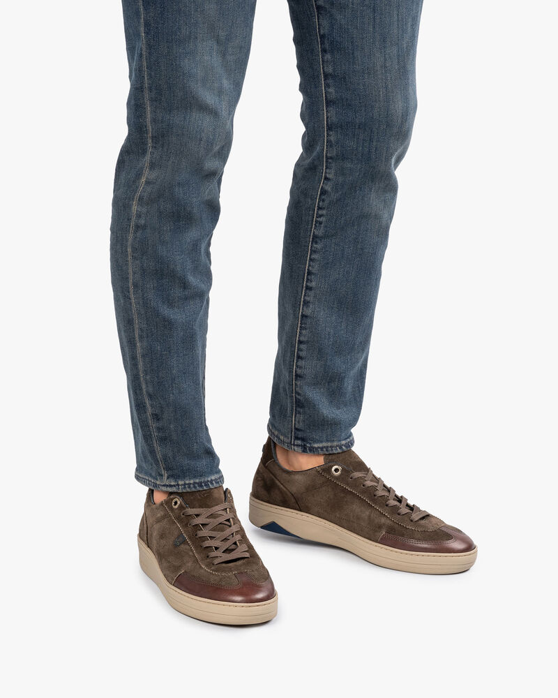 Sneaker su&egrave;de donkergroen