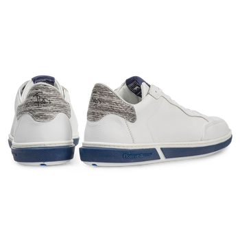 Witte kalfsleren veterschoen