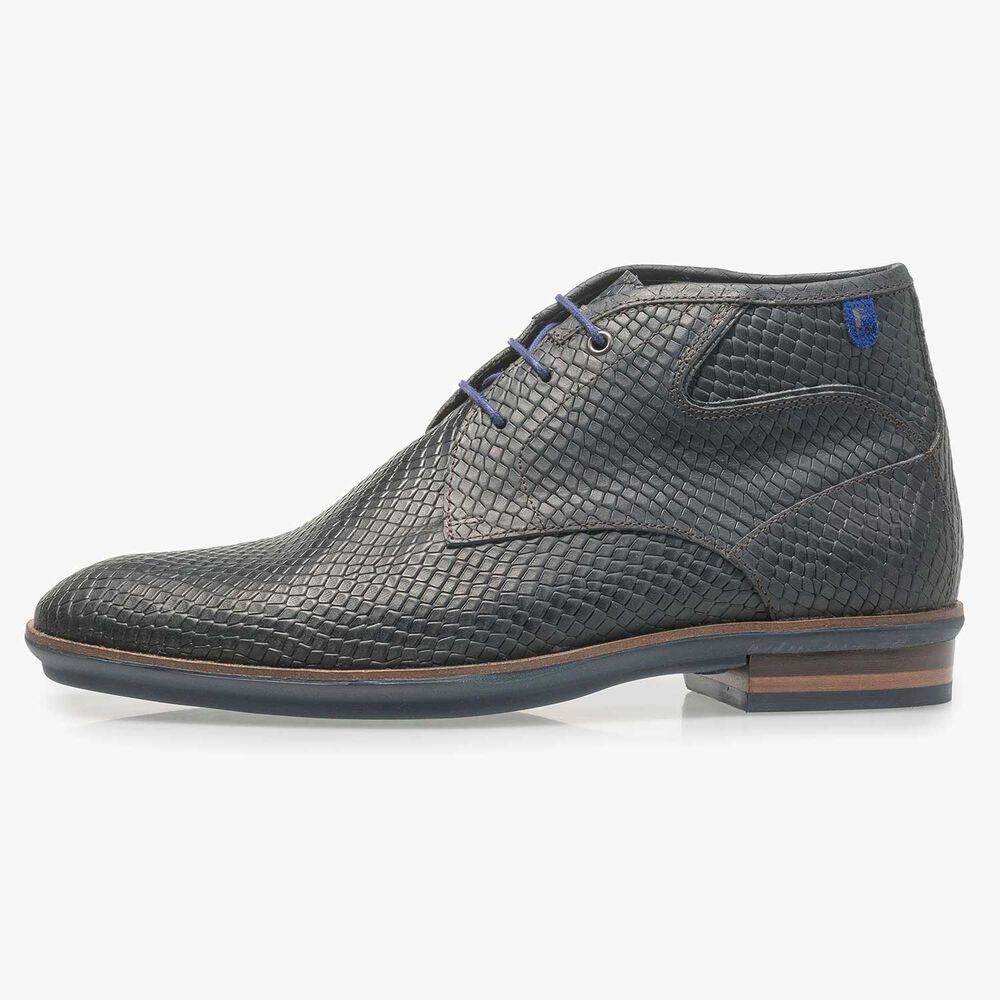 Zwarte leren veterschoen met snakeprint