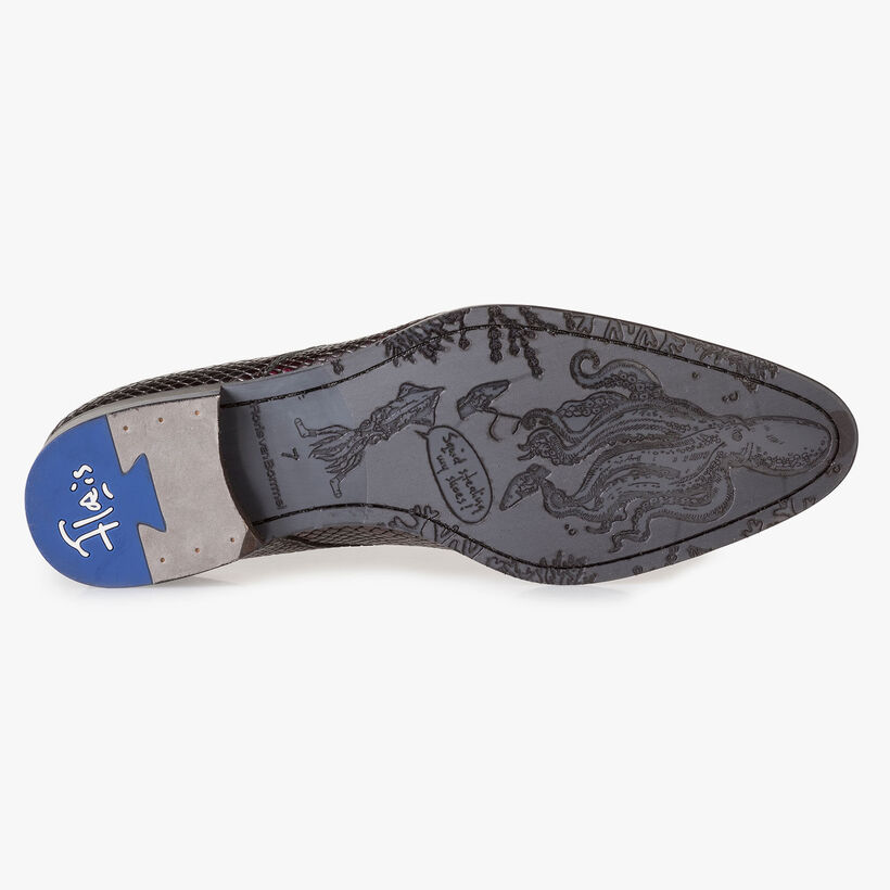 Rode lakleren veterschoen met print