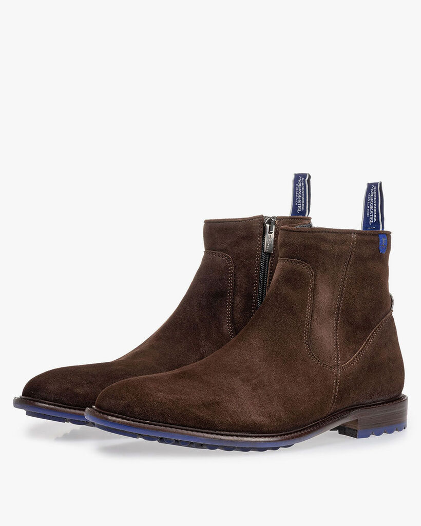Wolgevoerde boot bruin