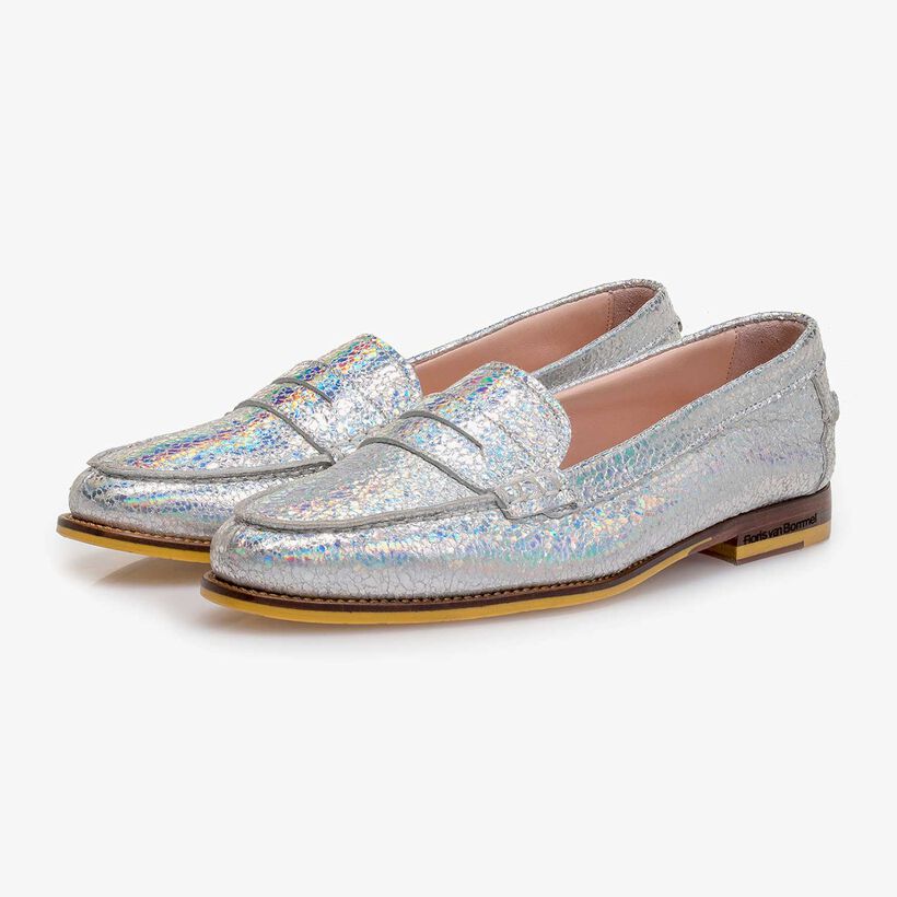 Zilveren metallic leren loafer met craquel&eacute; effect