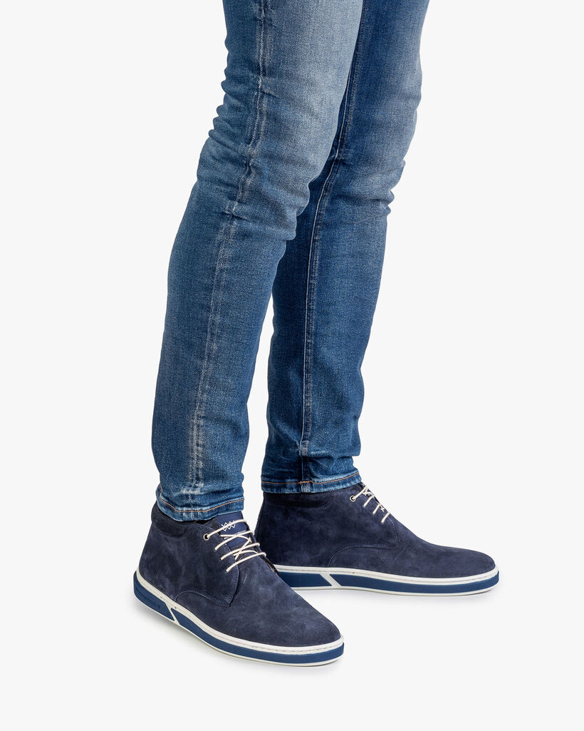 Dark blue suede leather lace boot