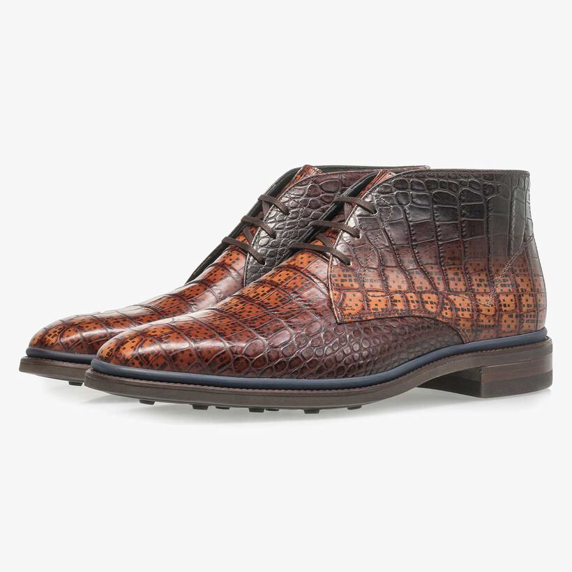 Premium cognac-coloured croco leather lace shoe
