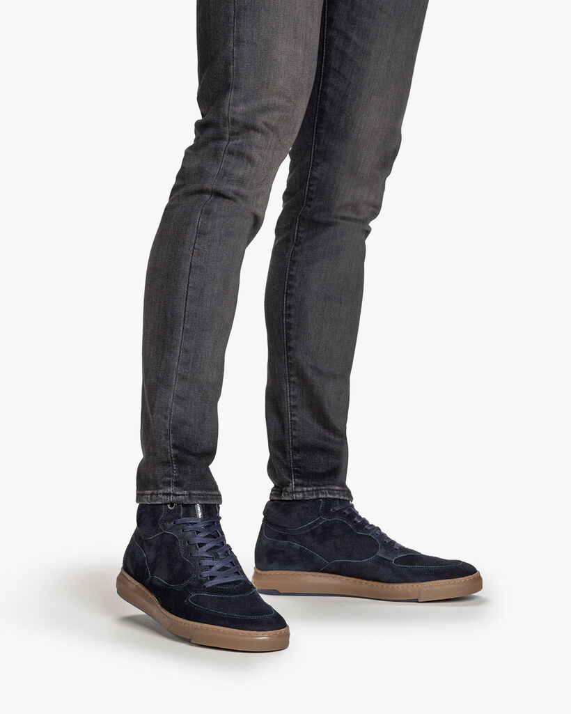 Sneaker su&egrave;de donkerblauw