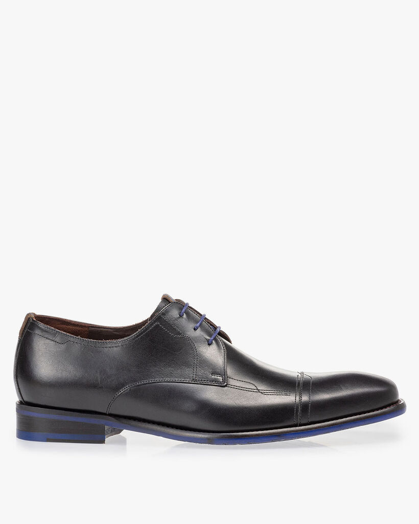 Lace shoe calf leather black