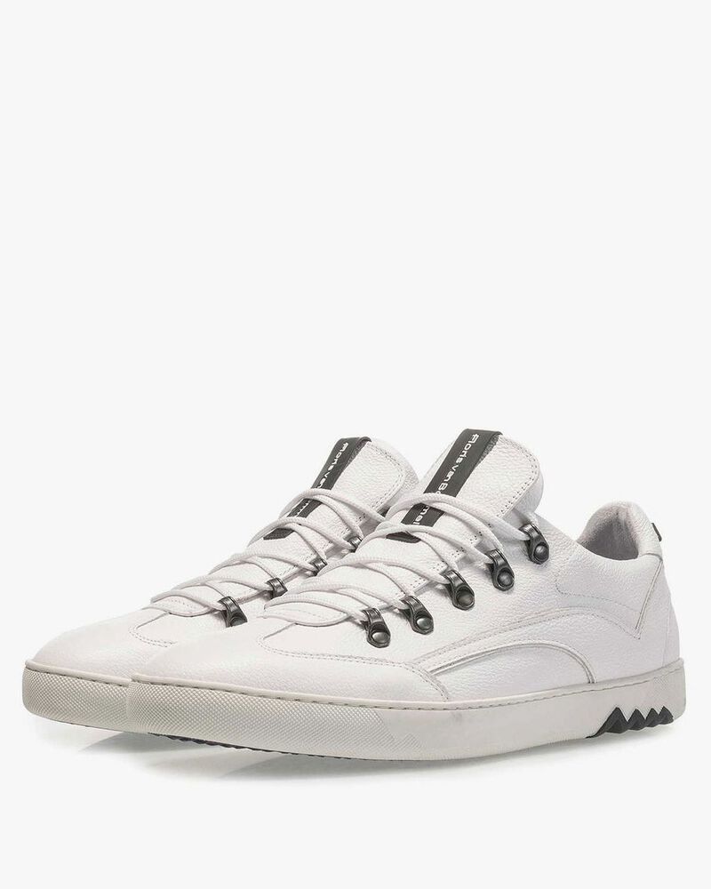 White leather sneaker