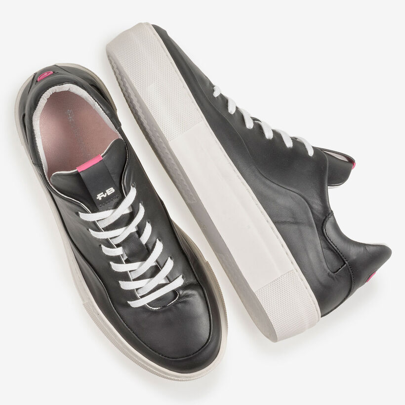 Black calf leather sneaker