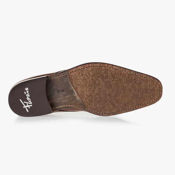 Middenbruine kalfsleren veterschoen