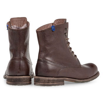 Wolgevoerde veterboot bruin