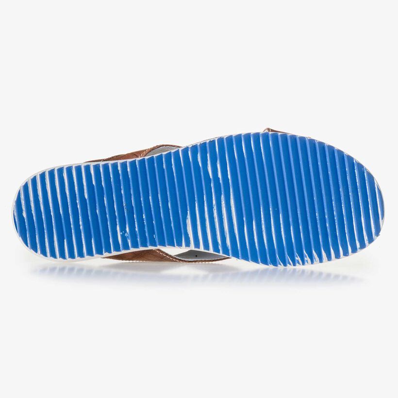 Cognackleurige leren kruisband slipper met crocopint