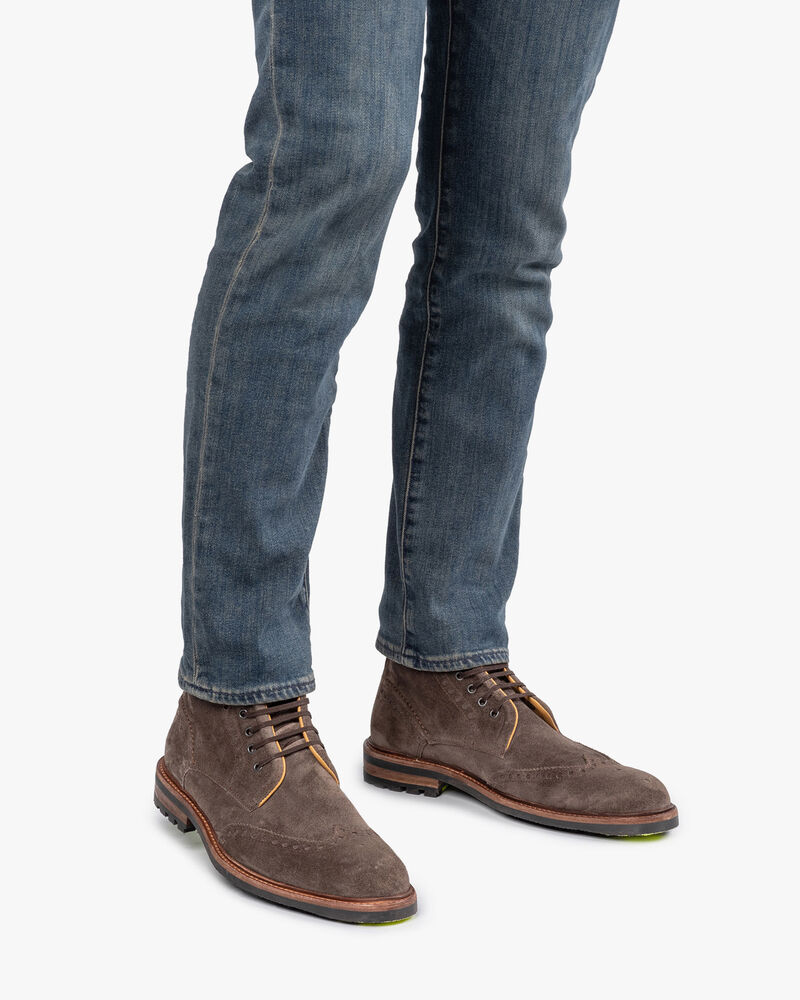 Boot su&egrave;de taupe