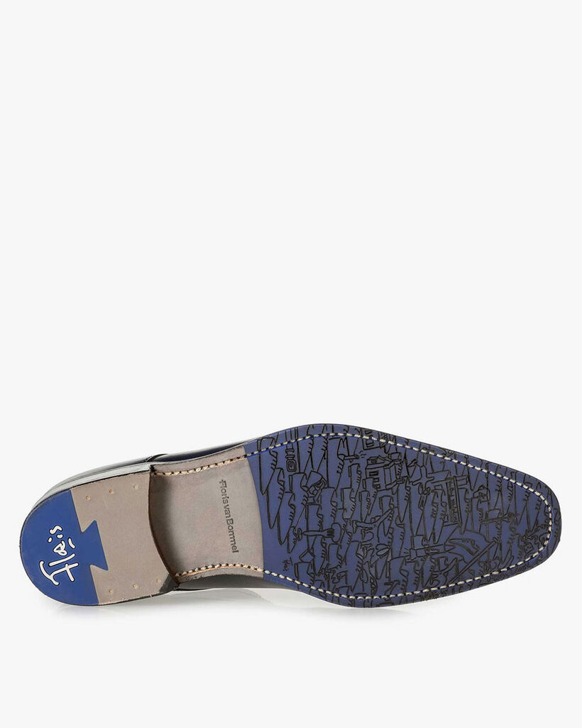 Donkerblauwe kalfsleren veterschoen