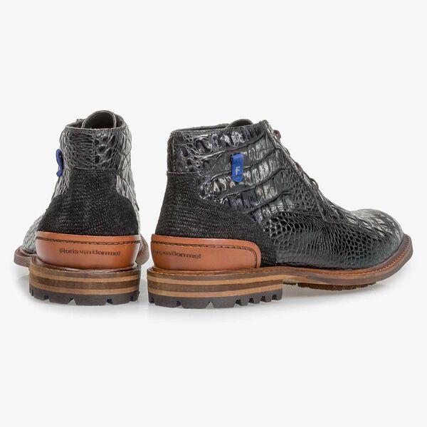 Zwarte leren veterboot met crocoprint