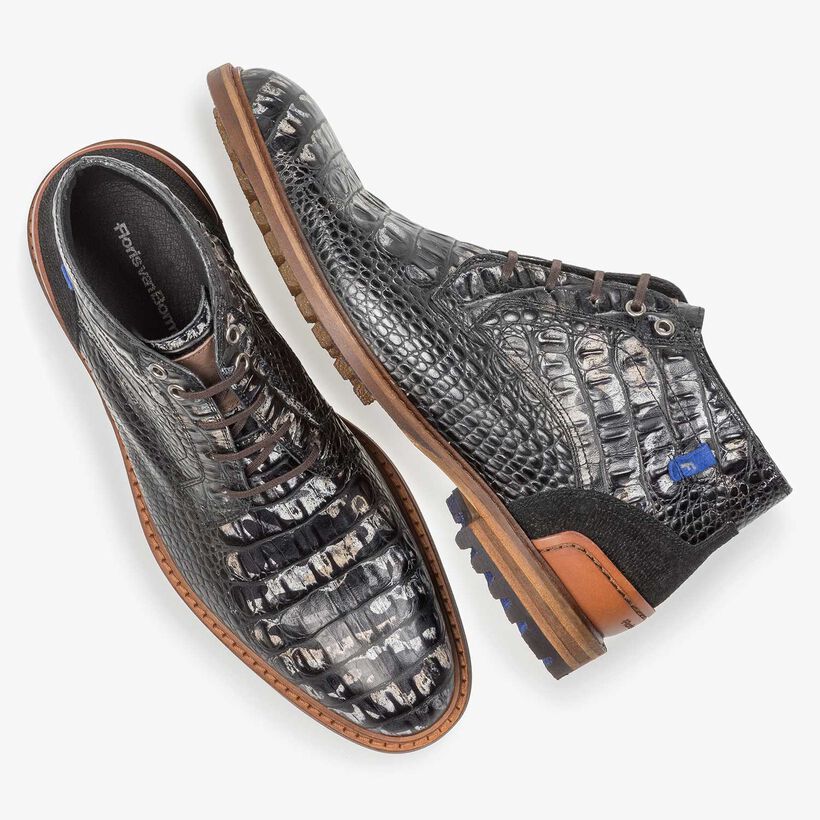 Zwarte leren veterboot met crocoprint