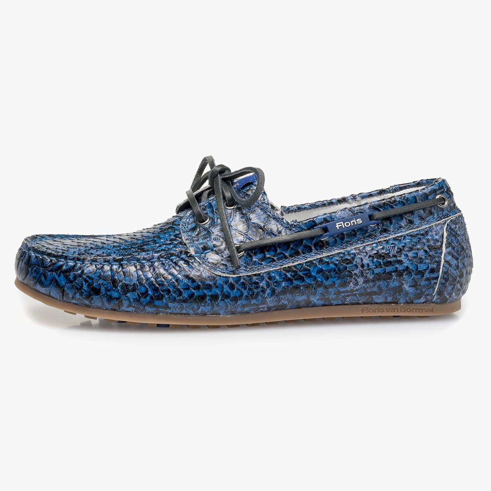 Blauwe kalfsleren bootschoen met snakeprint