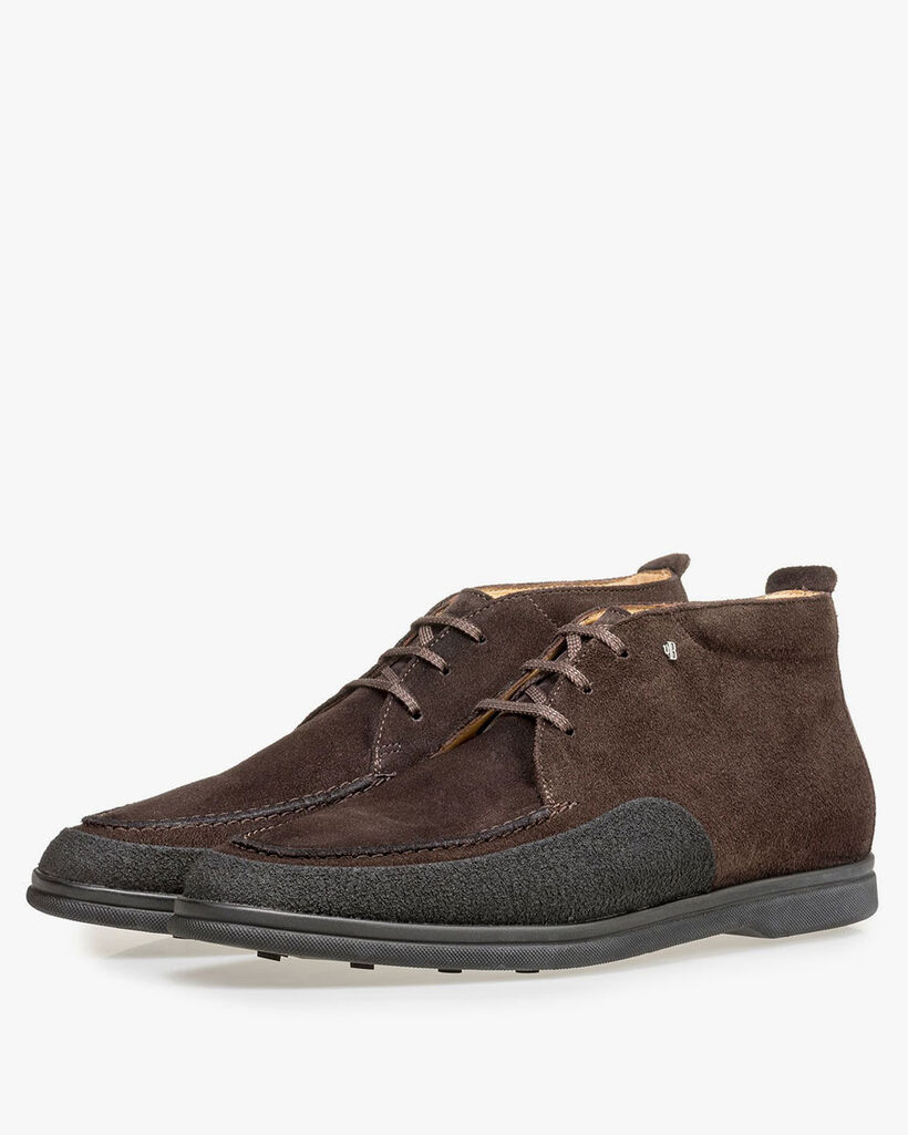 Halfhoge su&egrave;de veterboot