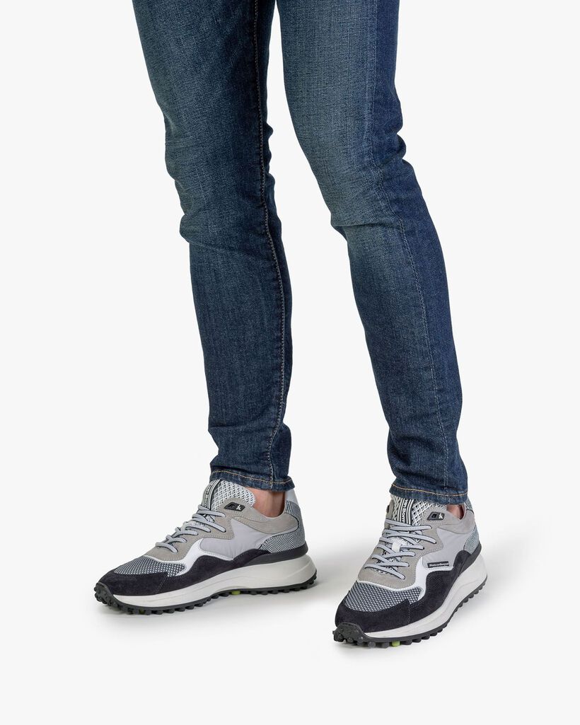 Noppi sneaker su&egrave;de lichtgrijs