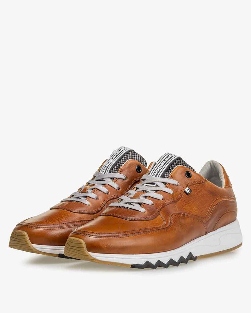 Nineti kalfsleer cognac