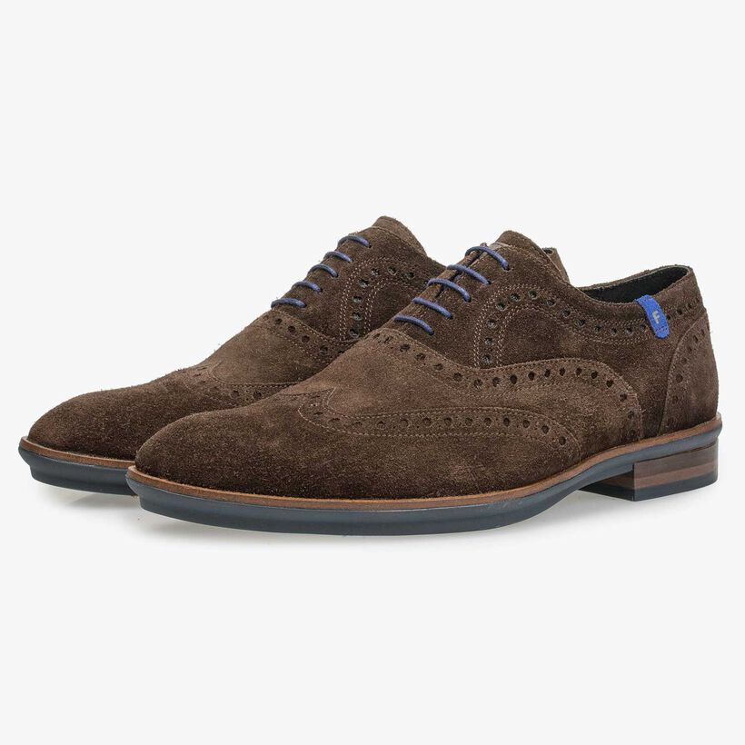 Bruine brogue veterschoen van su&egrave;de