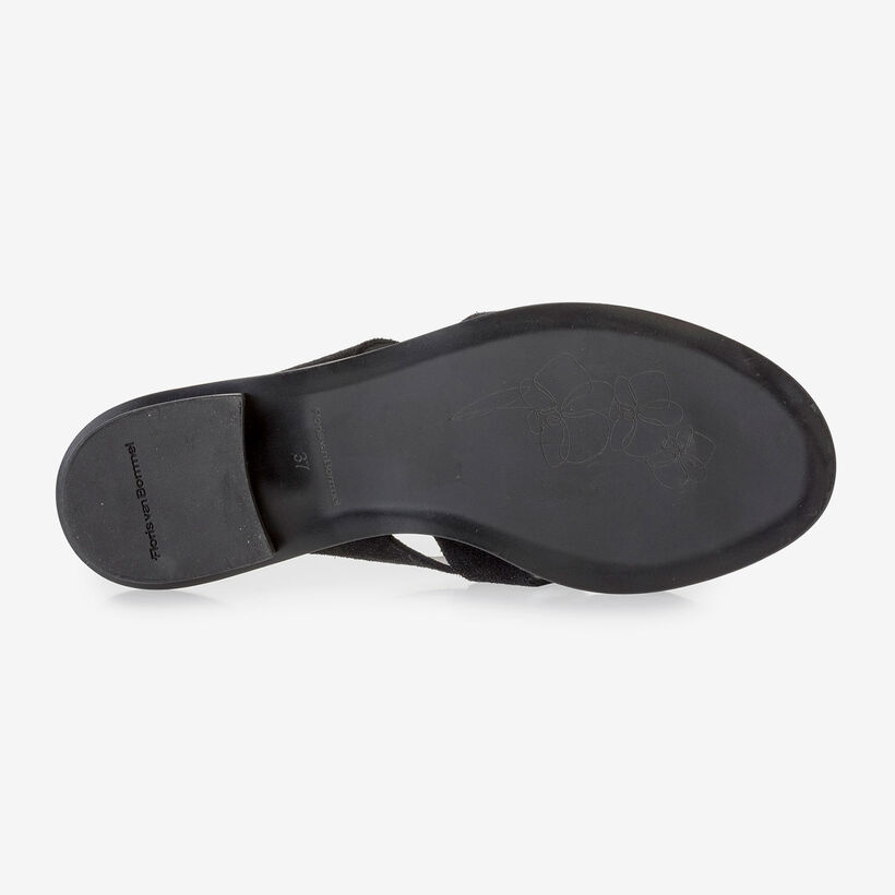 Zwarte su&egrave;de slipper