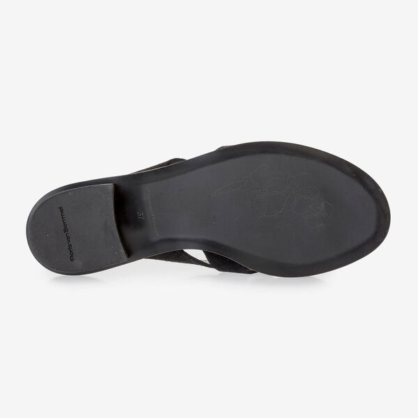 Zwarte su&egrave;de slipper
