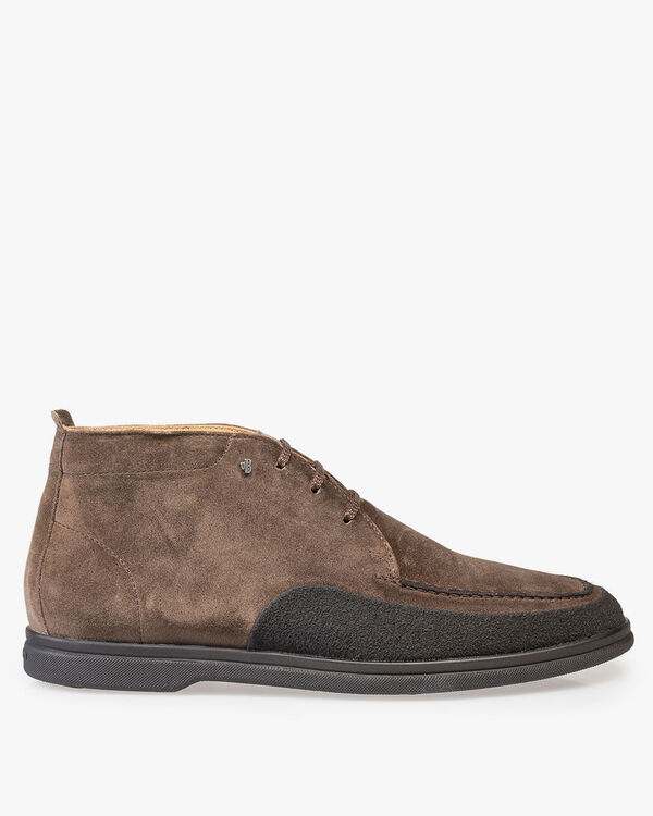 Halfhoge su&egrave;de veterboot