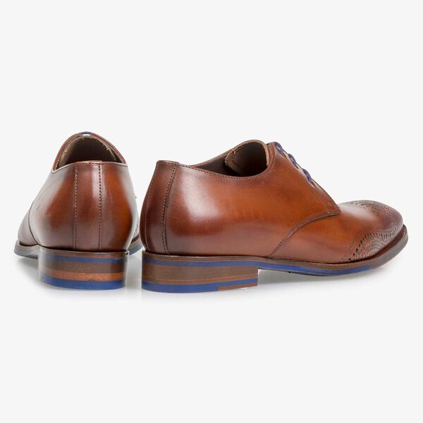Kalfsleren veterschoen donker cognac