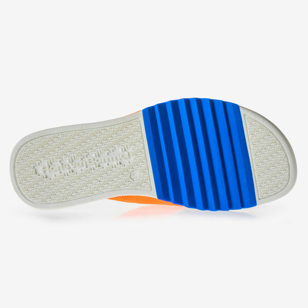 Su&egrave;de teenslipper oranje met print