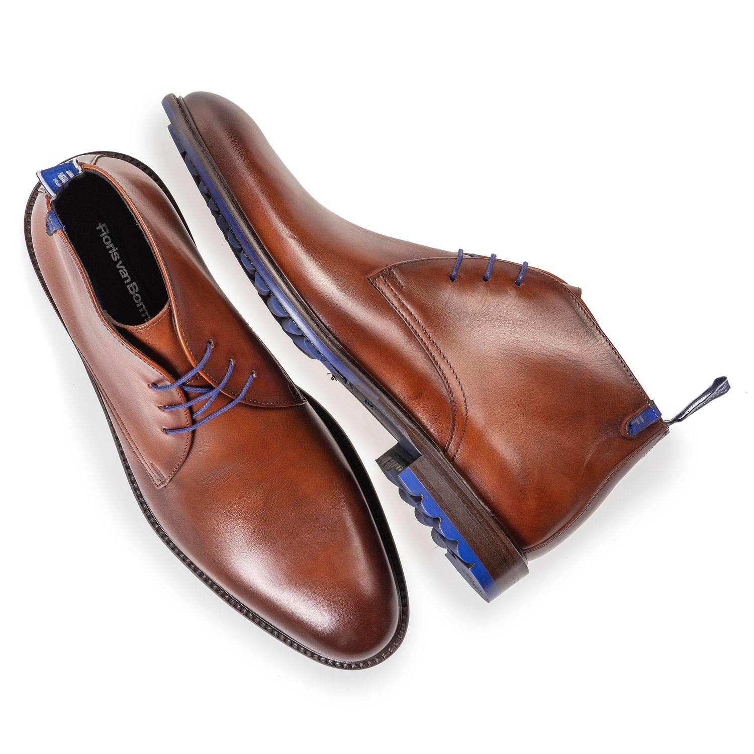 10203/13 - Kalfsleren veterboot donker cognac 10203/13 - Kalfsleren veterboot donker cognac