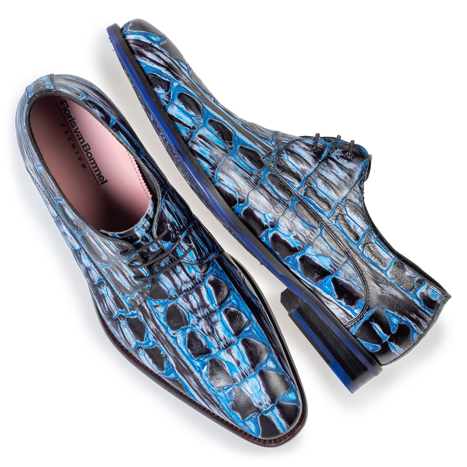 18204/06 - Veterschoen crocoprint blauw 18204/06 - Veterschoen crocoprint blauw