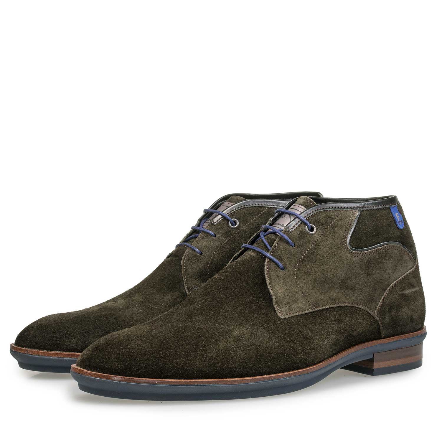 10156/04 - Olijfgroene kalfssuède veterboot 10156/04 - Olijfgroene kalfssuède veterboot