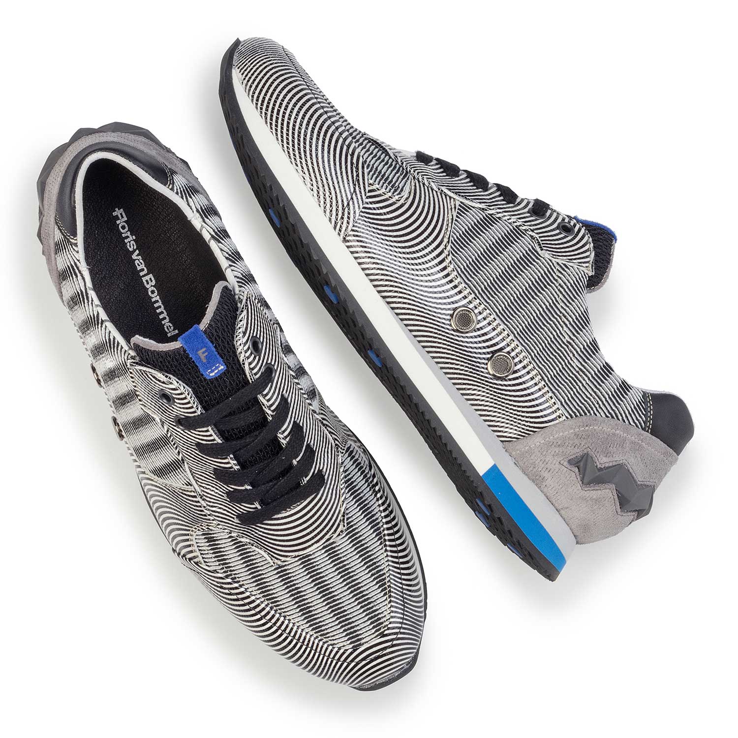 16223/04 - Zwart/witte lakleren sneaker met print 16223/04 - Zwart/witte lakleren sneaker met print