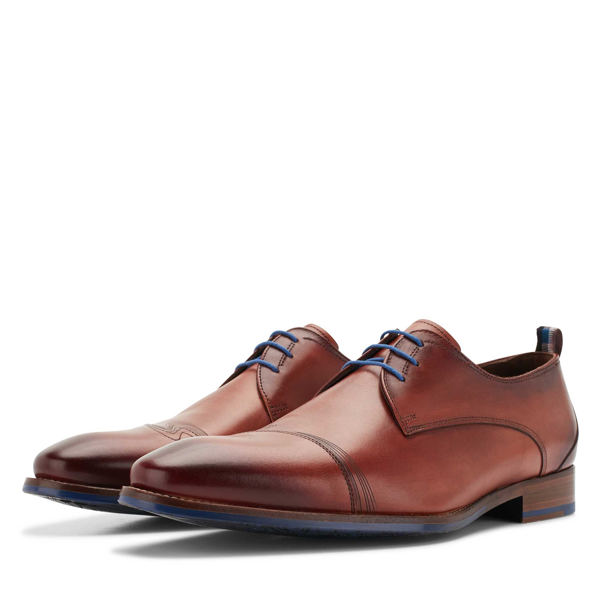 18006/00 - Cognac-coloured leather lace shoe 18006/00 - Cognac-coloured leather lace shoe